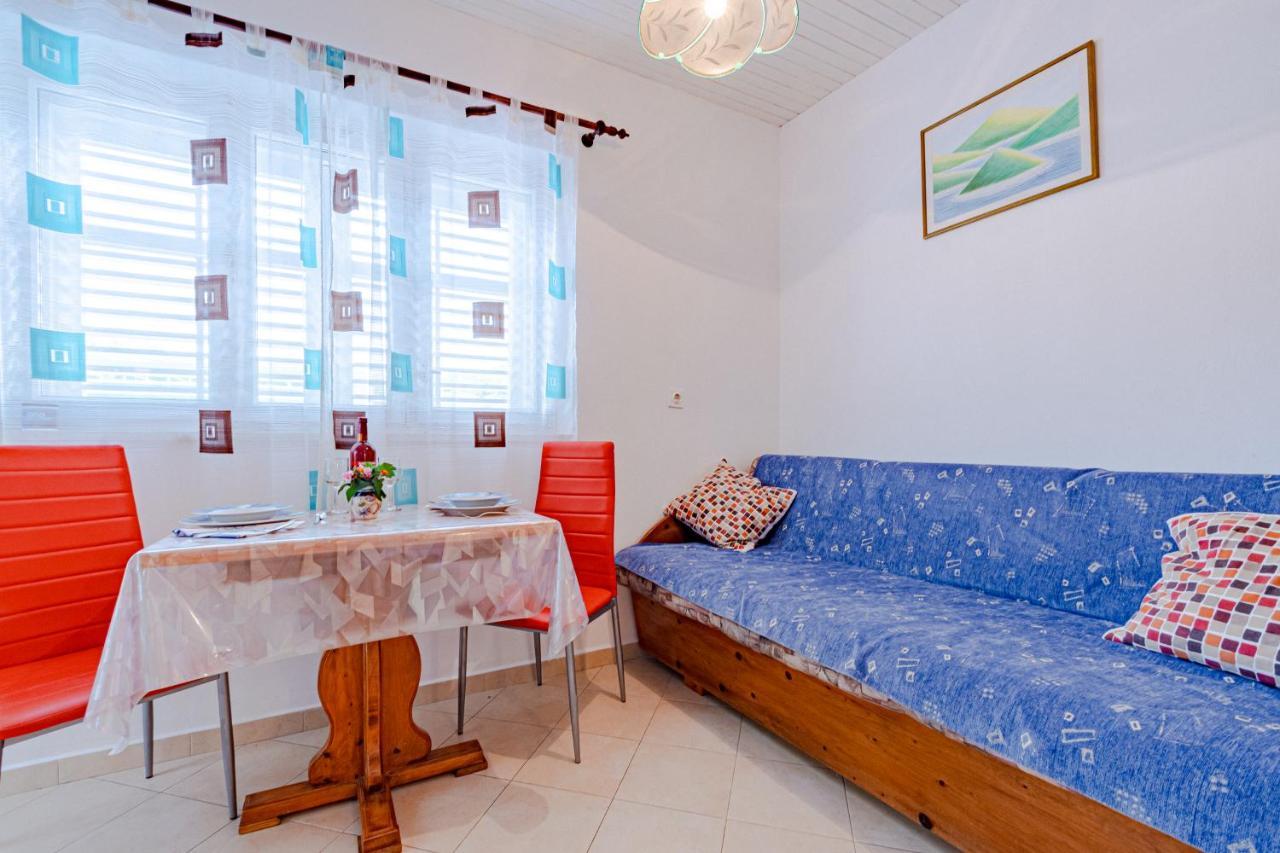 Apartment Ruzica Zrnovo Bagian luar foto
