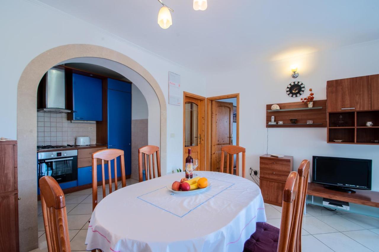 Apartment Ruzica Zrnovo Bagian luar foto