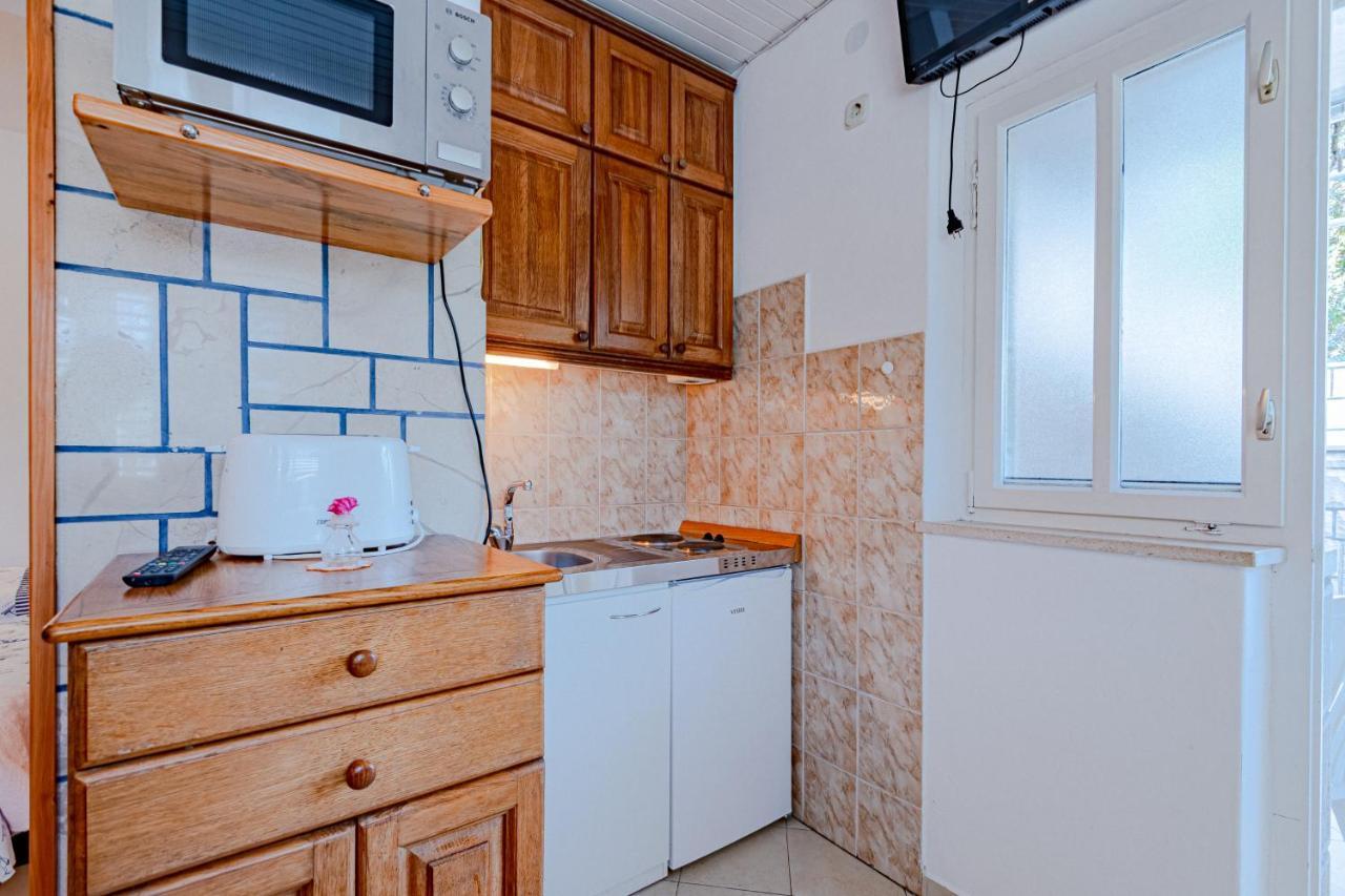 Apartment Ruzica Zrnovo Bagian luar foto