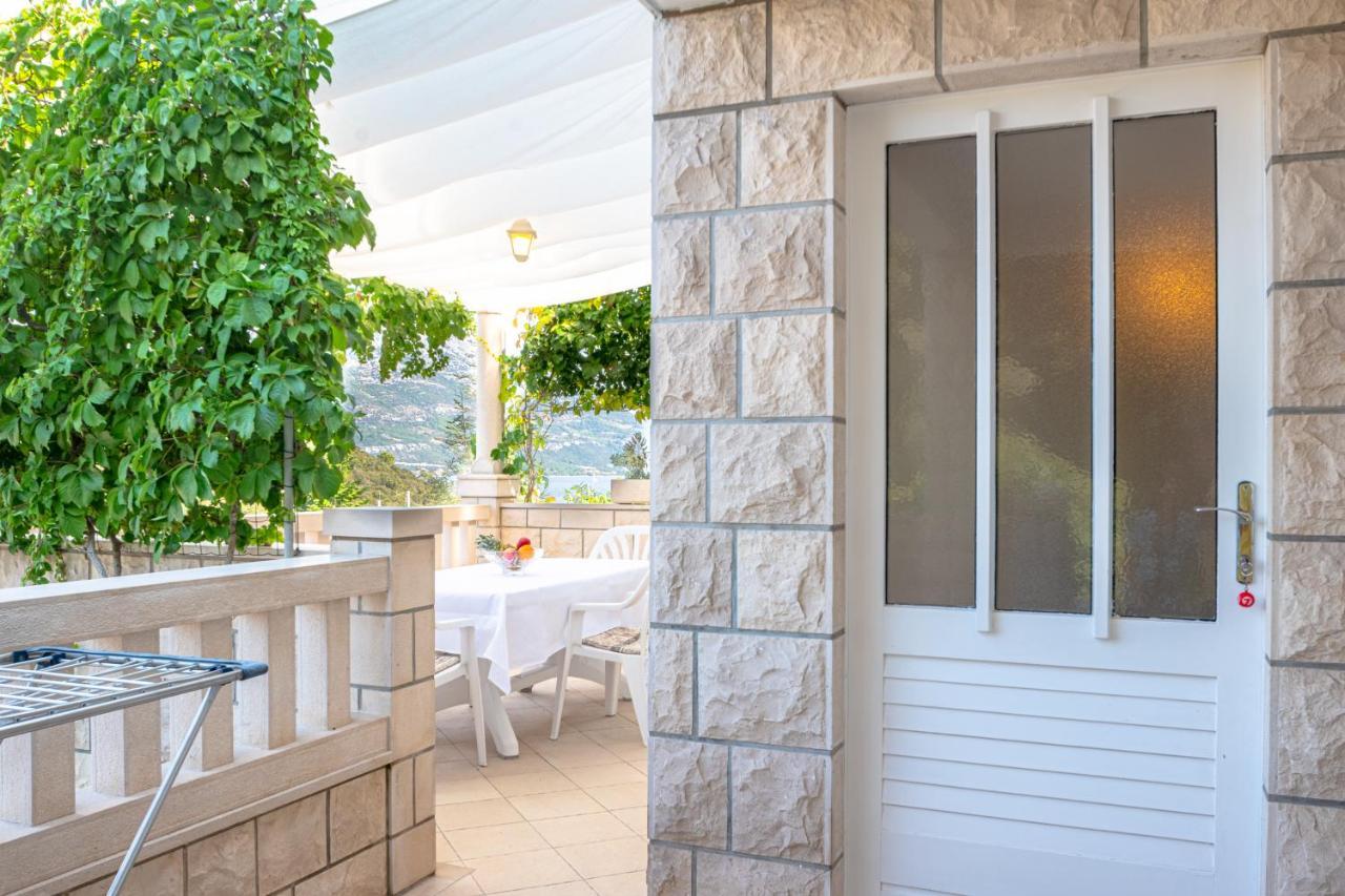 Apartment Ruzica Zrnovo Bagian luar foto